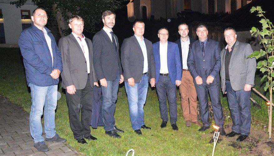 pri_vatre_zvrchovanosti.jpg pri_vatre_zvrchovanosti.jpg