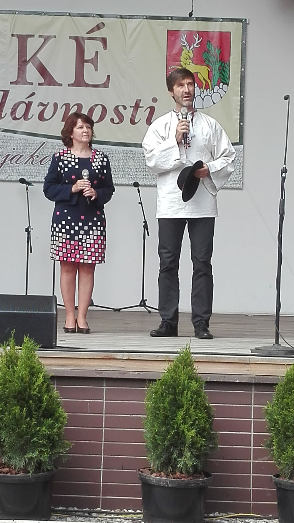 starostka_obce_skalit_andrea_imurdov_a_predseda_sk_juraj_blanr.jpg