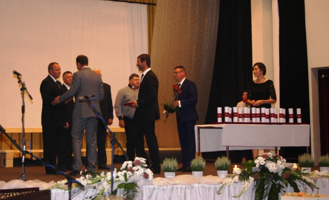 oceovanie_osobnost_obce_vysok_nad_kysucou_-_j._blanr_j._podmanicky_a._varecha.jpg