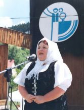 Ako hosť sa predstavila ďalšia kysucká rodáčka, preslávená speváčka ľudových piesní Helena Zahradníková zo Žiliny